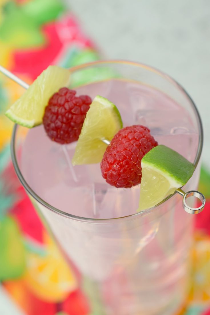 Raspberry Lemonade Moscato Wine Spritzer