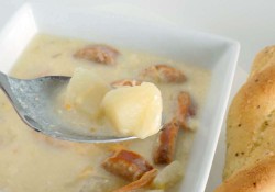 This Slow Cooker Potato & Sausage Soup is a hearty soup that is simple to prepare. By using Simply Potatoes you save loads of time chopping.