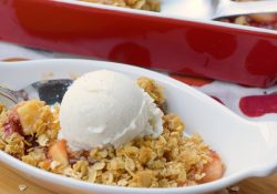 Crumbly Apple Cranberry Casserole combines some of fall's best flavors in a delicious dessert. With a crumbly oat topping, this is a great autumn dish.